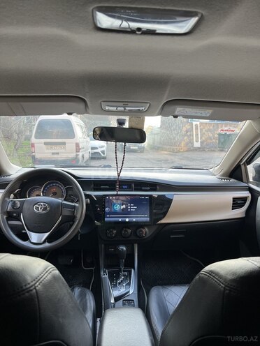Toyota Corolla 2014, 221,070 km - 1.6 л - Bakı