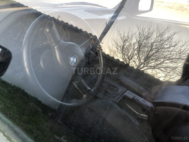 BMW 318 1984, 566,770 km - 1.8 l - Bakı