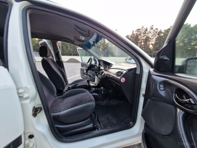 Ford Focus 2001, 275,181 km - 1.8 l - Sumqayıt