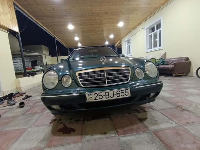 Mercedes E 240 1999, 248,000 km - 2.4 l - Gəncə