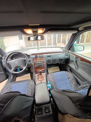 Mercedes E 240 1999, 248,000 km - 2.4 l - Gəncə