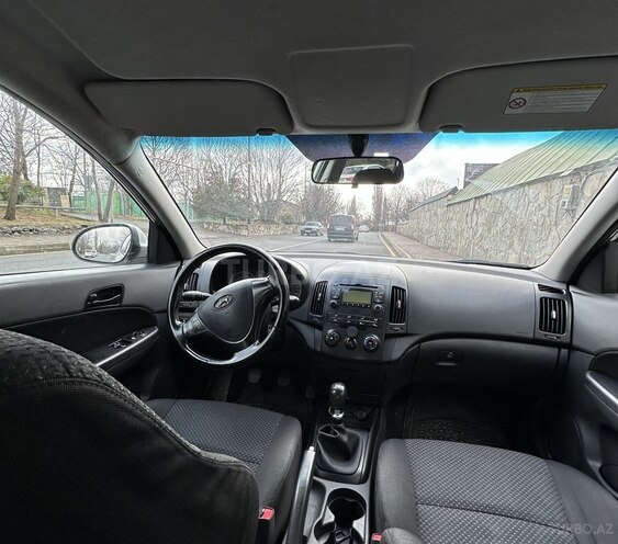 Hyundai i30 2011, 380,000 km - 1.6 l - Bakı