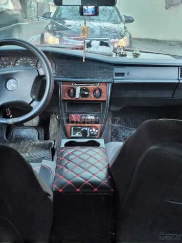 Mercedes E 200 1991, 487,400 km - 2.0 l - Bakı