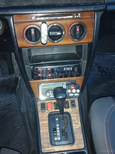 Mercedes E 200 1991, 487,400 km - 2.0 l - Bakı