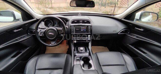 Jaguar XE 2017, 125,000 km - 2.0 l - Bakı