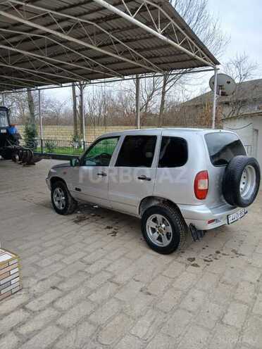 Chevrolet Niva 2006, 65,800 km - 1.7 л - Neftçala