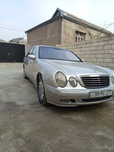 Mercedes E 200 2000, 297,823 km - 2.0 л - Şirvan