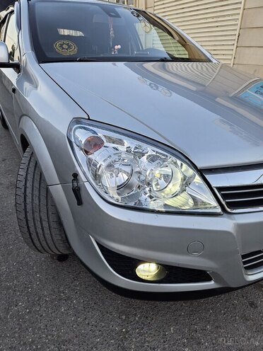 Opel Astra 2009, 178,000 km - 1.4 l - Xaçmaz