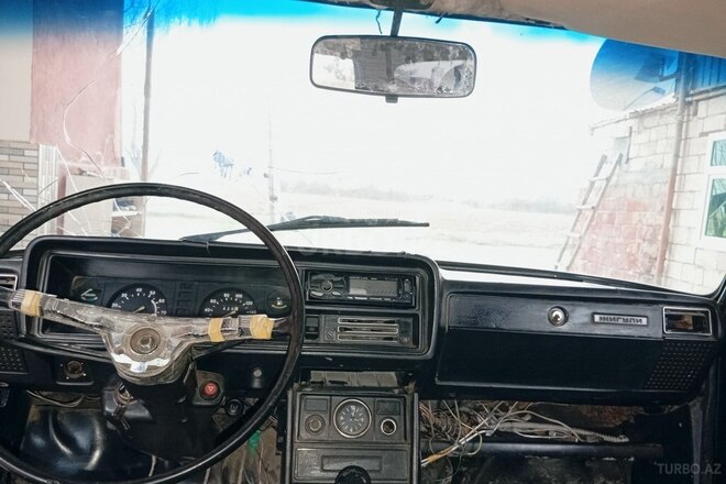 LADA (VAZ) 2107 2000, 45,000 km - 1.6 l - Saatlı