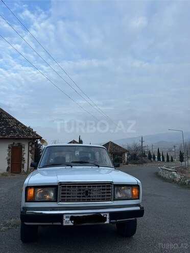 LADA (VAZ) 2107 2005, 13,877 km - 1.6 l - Göygöl