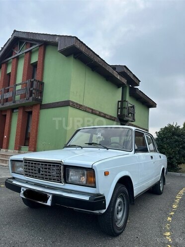 LADA (VAZ) 2107 2005, 13,877 km - 1.6 l - Göygöl