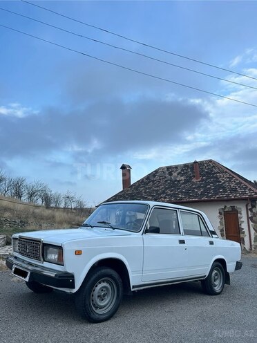 LADA (VAZ) 2107 2005, 13,877 km - 1.6 l - Göygöl