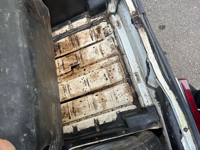 LADA (VAZ) 2107 2005, 13,877 km - 1.6 l - Göygöl