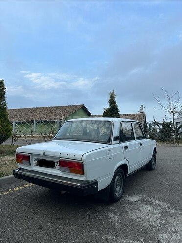 LADA (VAZ) 2107 2005, 13,877 km - 1.6 l - Göygöl