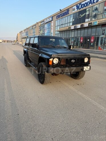 Nissan Patrol 1994, 242,000 km - 2.8 l - Bakı