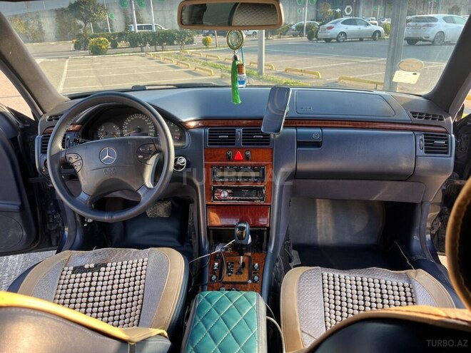 Mercedes E 320 2000, 369,000 km - 3.2 l - Bakı