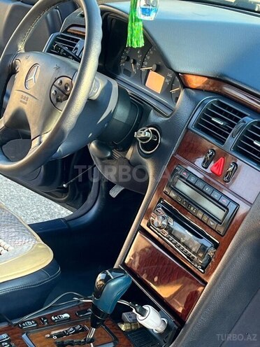 Mercedes E 320 2000, 369,000 km - 3.2 l - Bakı