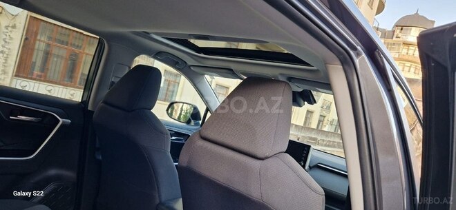 Toyota RAV4 2020, 58,000 km - 2.5 l - Bakı