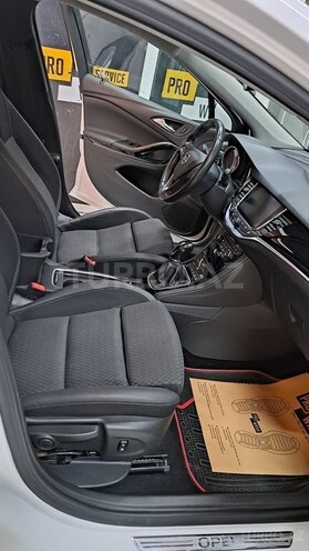 Opel Astra 2017, 182,000 km - 1.0 л - Bakı