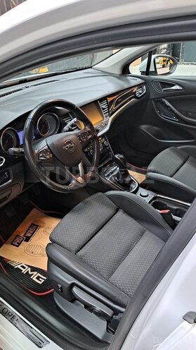 Opel Astra 2017, 182,000 km - 1.0 л - Bakı