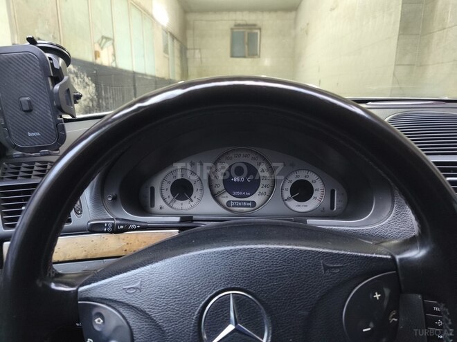 Mercedes E 240 2002, 320,000 km - 2.6 l - Bakı