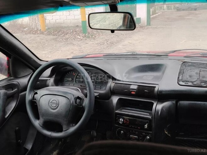 Opel Astra 1996, 105,321 km - 1.6 л - Şirvan