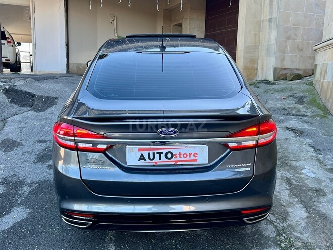 Ford Fusion 2016, 150,000 km - 2.0 л - Bakı
