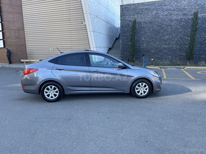 Hyundai Accent 2014, 214,043 km - 1.6 l - Bakı