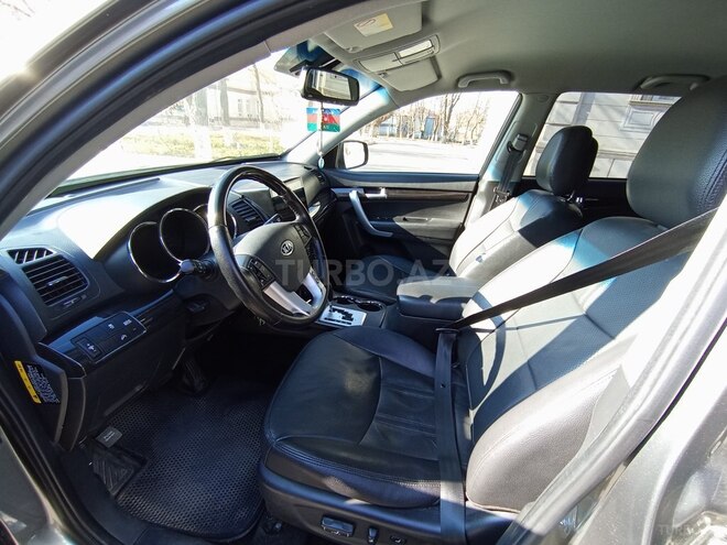 Kia Sorento 2011, 200,000 km - 2.0 l - Naxçıvan