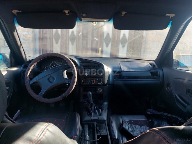 BMW 318 1994, 130,000 km - 1.8 l - Gəncə