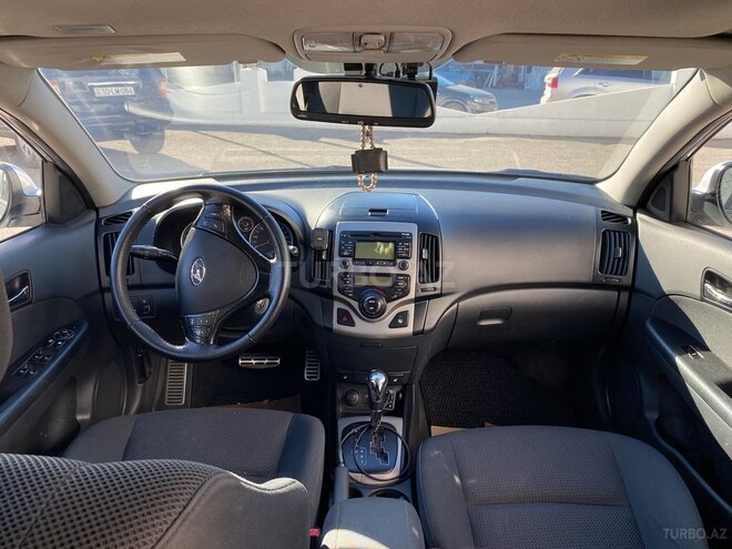 Hyundai i30 2009, 325,600 km - 1.6 l - Bakı