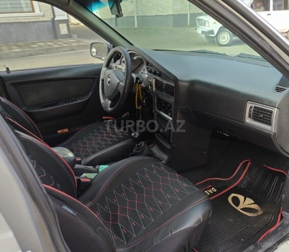 Daewoo Nexia 2009, 317,187 km - 1.6 l - Quba