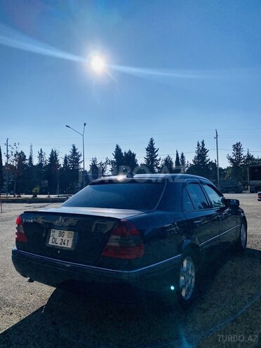 Mercedes C 200 1995, 270,000 km - 2.0 л - Tovuz