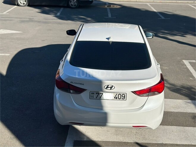 Hyundai Elantra 2015, 163,000 km - 1.8 l - Bakı