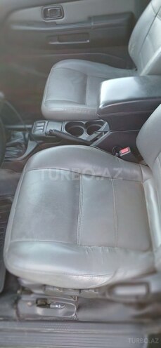 Nissan Pathfinder 1998, 337,387 km - 3.3 l - Qusar