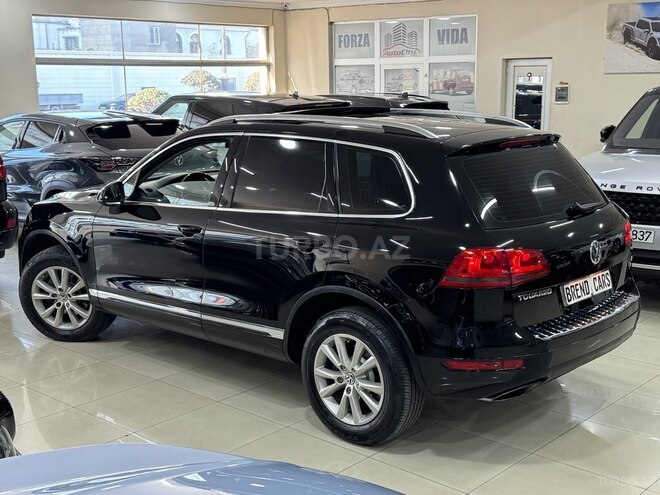 Volkswagen Touareg-18