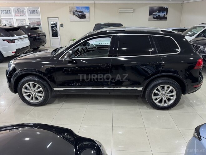 Volkswagen Touareg-13