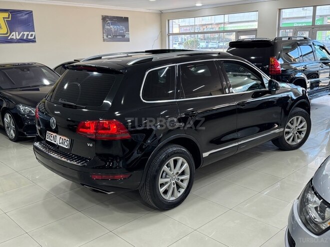 Volkswagen Touareg-16