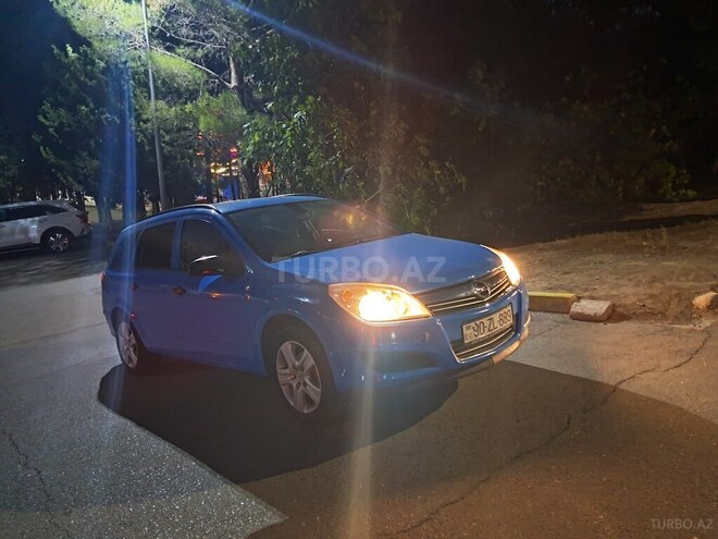 Opel Astra 2010, 335,000 km - 1.8 l - Sumqayıt