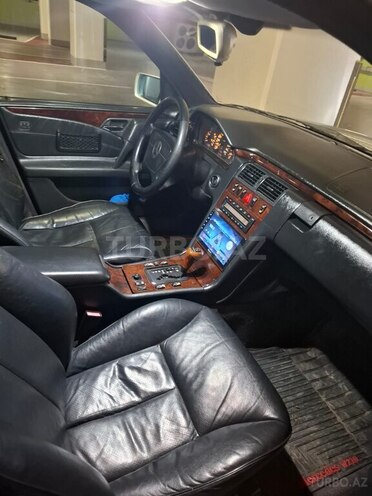 Mercedes E 200 1997, 450,000 km - 2.0 l - Bakı