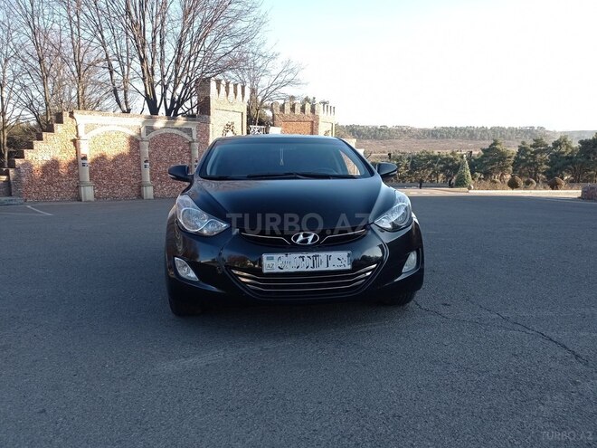 Hyundai Elantra 2012, 196,196 km - 1.8 л - Tovuz