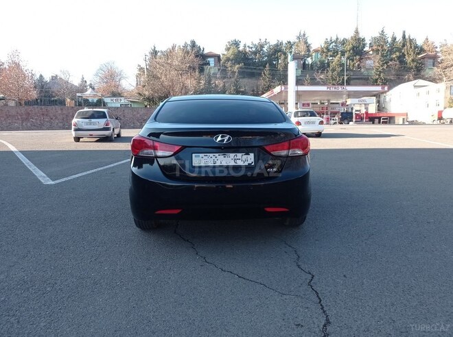 Hyundai Elantra 2012, 196,196 km - 1.8 л - Tovuz