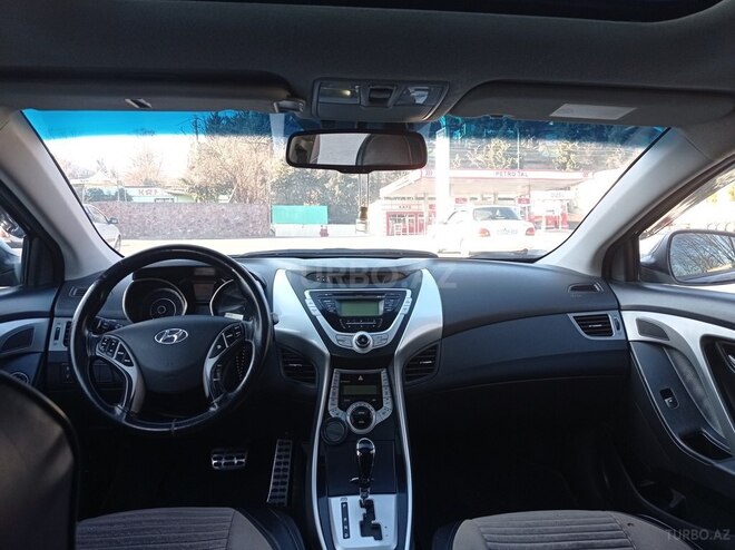 Hyundai Elantra 2012, 196,196 km - 1.8 л - Tovuz
