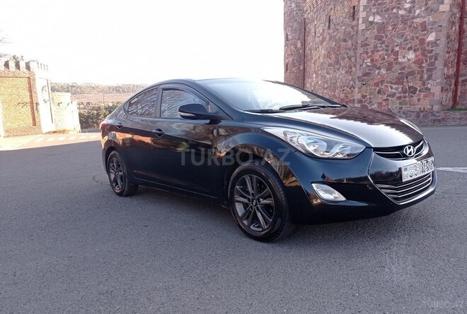 Hyundai Elantra 2012, 196,196 km - 1.8 л - Tovuz