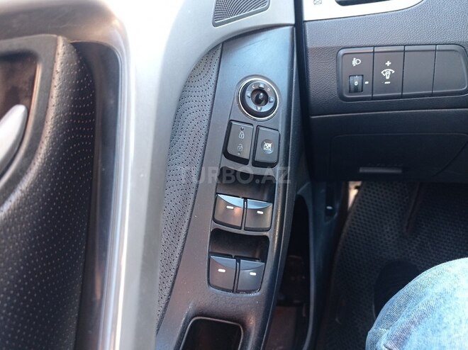 Hyundai Elantra 2012, 196,196 km - 1.8 л - Tovuz
