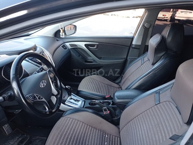 Hyundai Elantra 2012, 196,196 km - 1.8 л - Tovuz