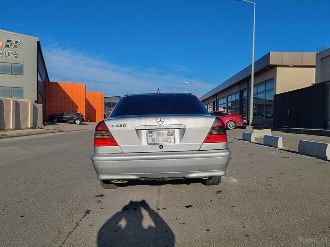 Mercedes C 230 1999, 439,288 km - 2.3 l - Bakı