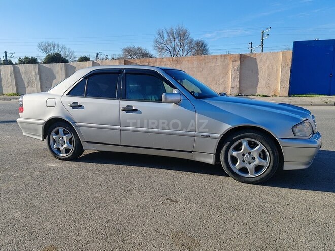 Mercedes C 230 1999, 439,288 km - 2.3 l - Bakı