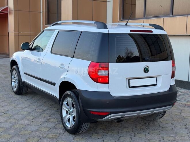 Skoda Yeti 2010, 232,200 km - 1.2 l - Bakı