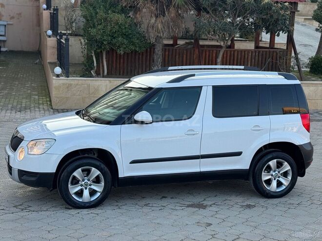 Skoda Yeti 2010, 232,200 km - 1.2 l - Bakı